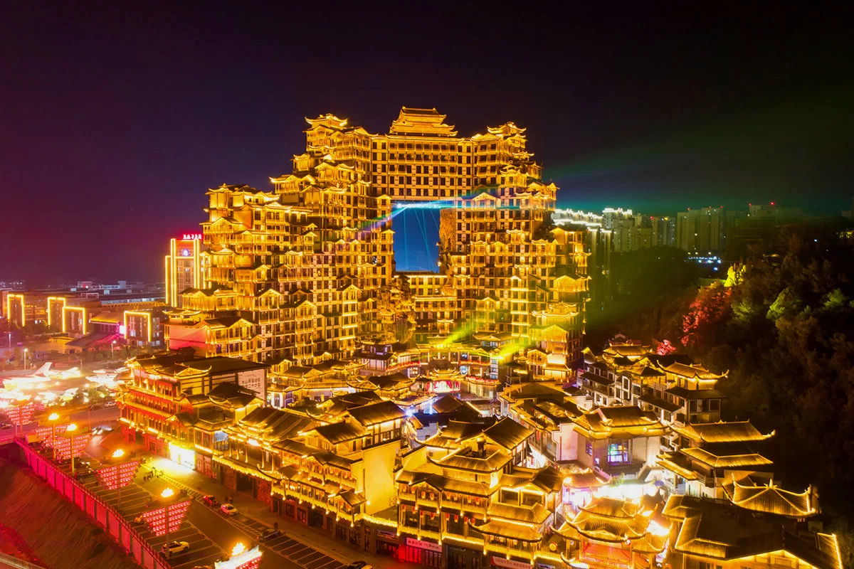 72 Ky Lau gioi thieu tong quan