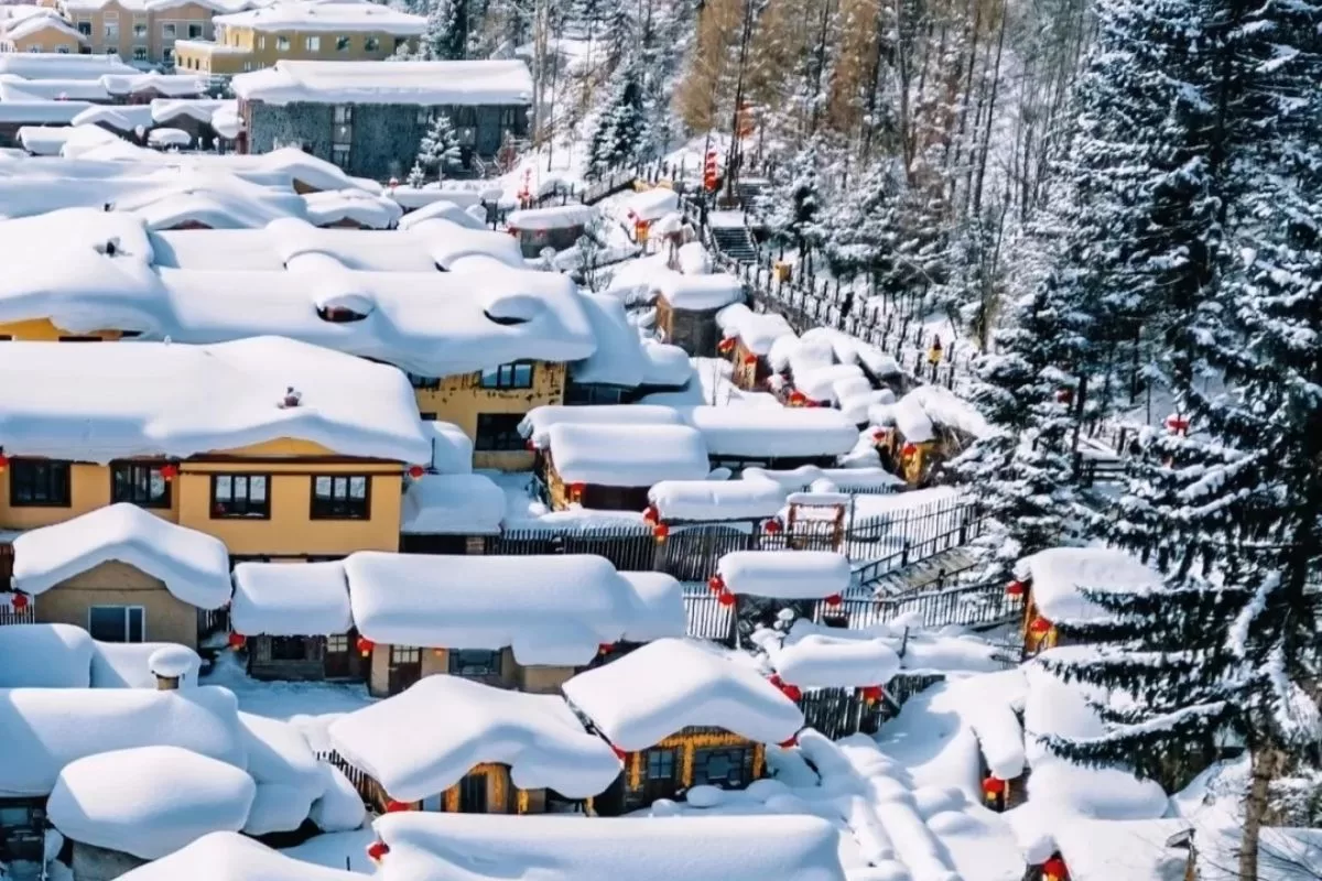 Tour Thành Đô - Làng Tuyết Hương 6 ngày 5 đêm: Lịch trình, địa điểm nổi tiếng, giá bán, kinh nghiệm đặt tour & công ty uy tín 12 Lang Tuyet Huong Cap Nhi Tan 14 jpg