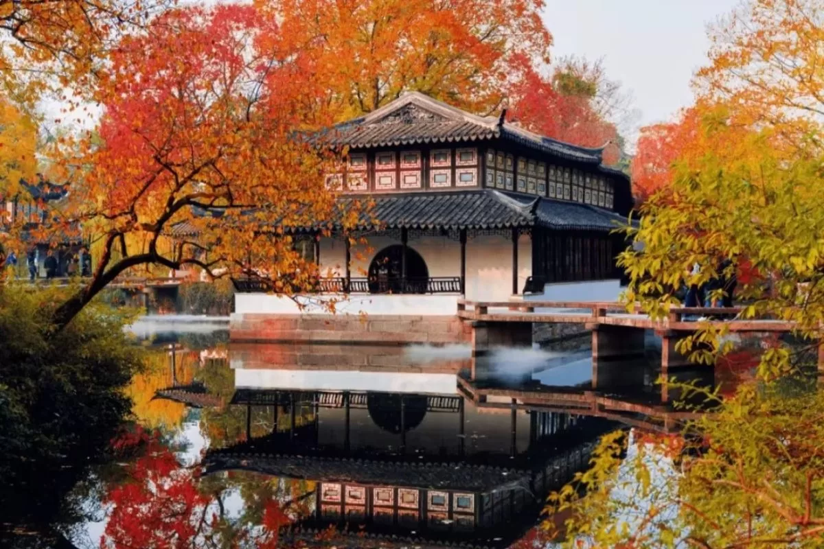 Tour Thượng Hải - Tô Châu - Hàng Châu 5 ngày 4 đêm: Lịch trình, địa điểm nổi tiếng, giá bán, kinh nghiệm đặt tour & công ty uy tín 10 Su Tu Lam To Chau 5 jpg