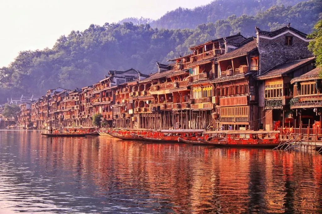 nhung-loi-khuyen-va-kinh-nghiem-du-lich-phuong-hoang-co-tran