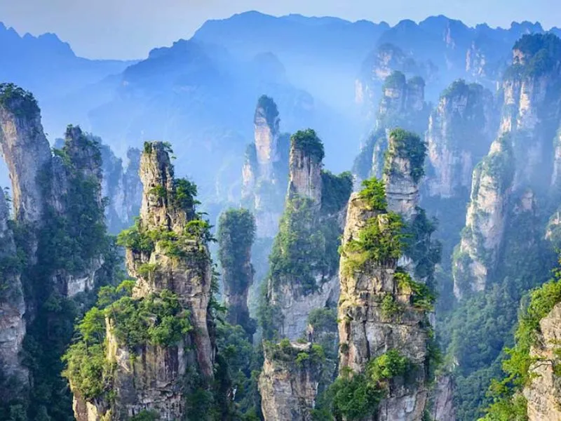 tai-sao-phe-travel-la-dai-ly-uy-tin-so-1-cho-tour-trung-quoc